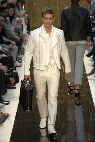 Look 32